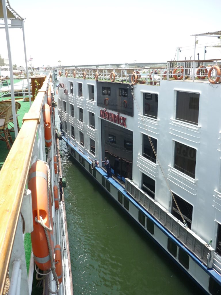 Les Avantages d&rsquo;Opter pour une Croisière plutôt qu&rsquo;un Circuit Terrestre