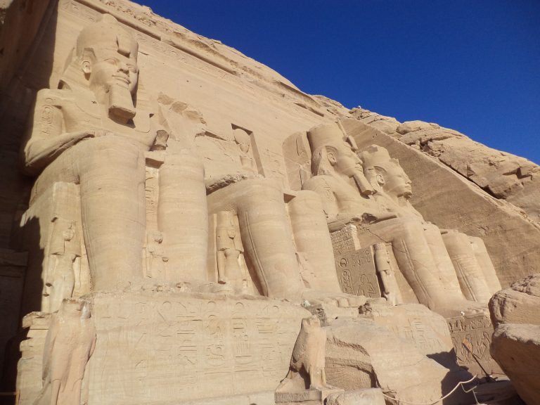 Guide pratique pour préparer une excursion à Abu Simbel